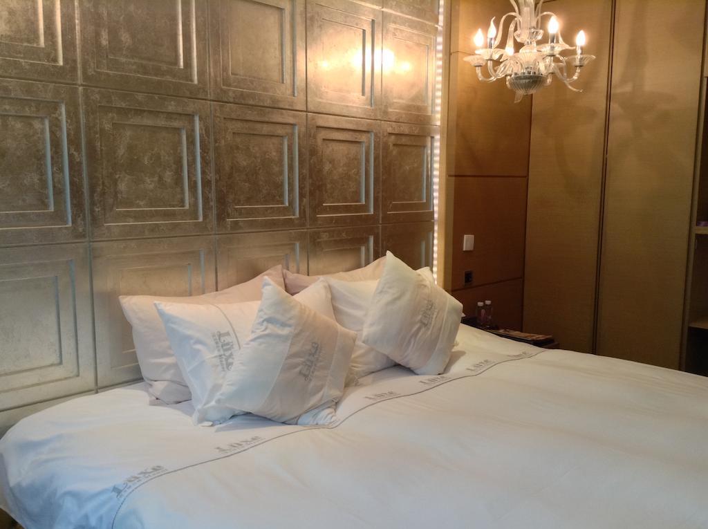 Shenzhen Baoan Luxe Manor Hotel Exterior foto