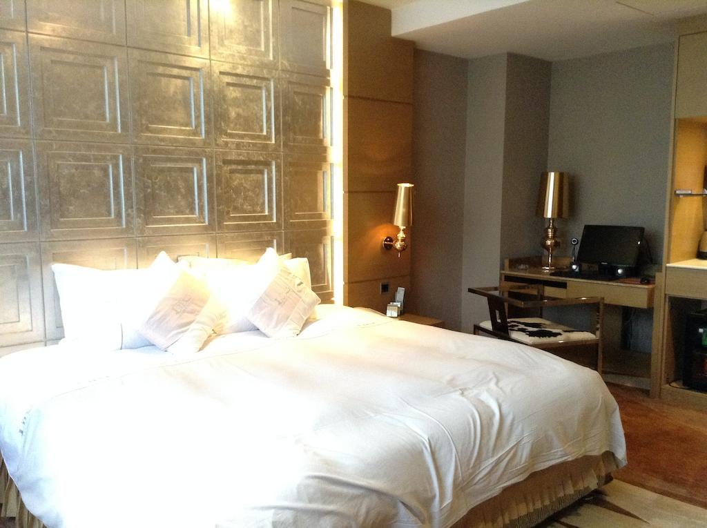 Shenzhen Baoan Luxe Manor Hotel Exterior foto